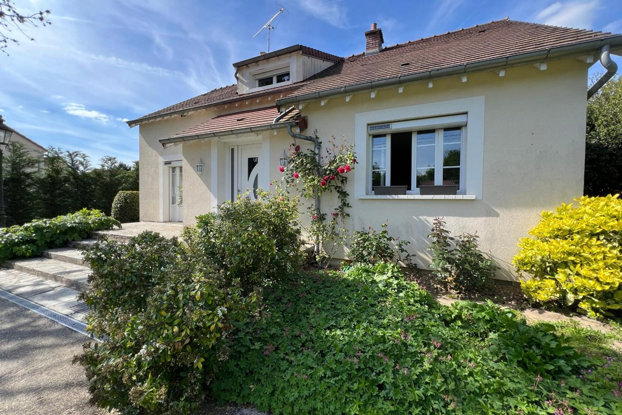 Les Sablons Villa La Houssaye-en-Brie Buitenkant foto