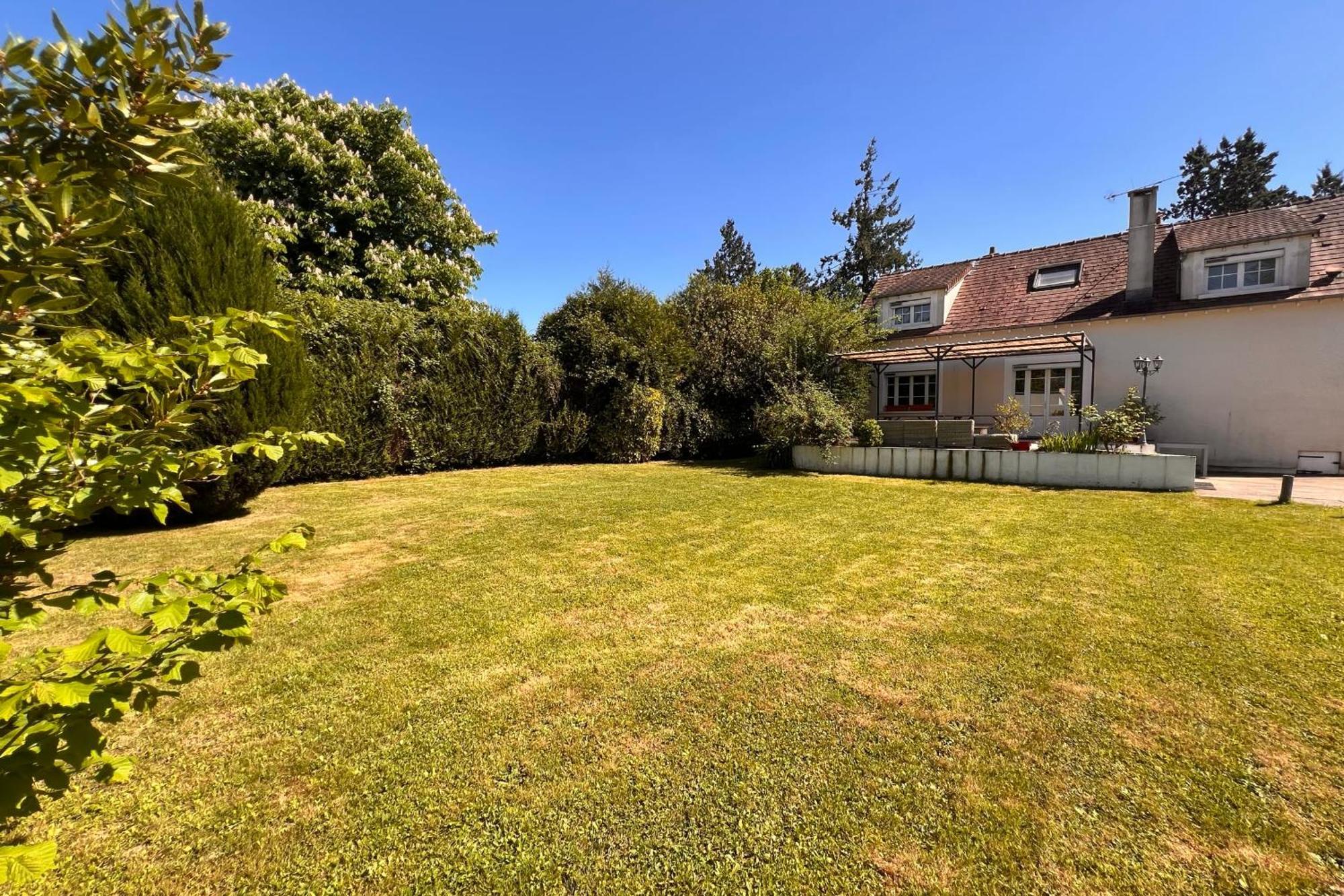 Les Sablons Villa La Houssaye-en-Brie Buitenkant foto