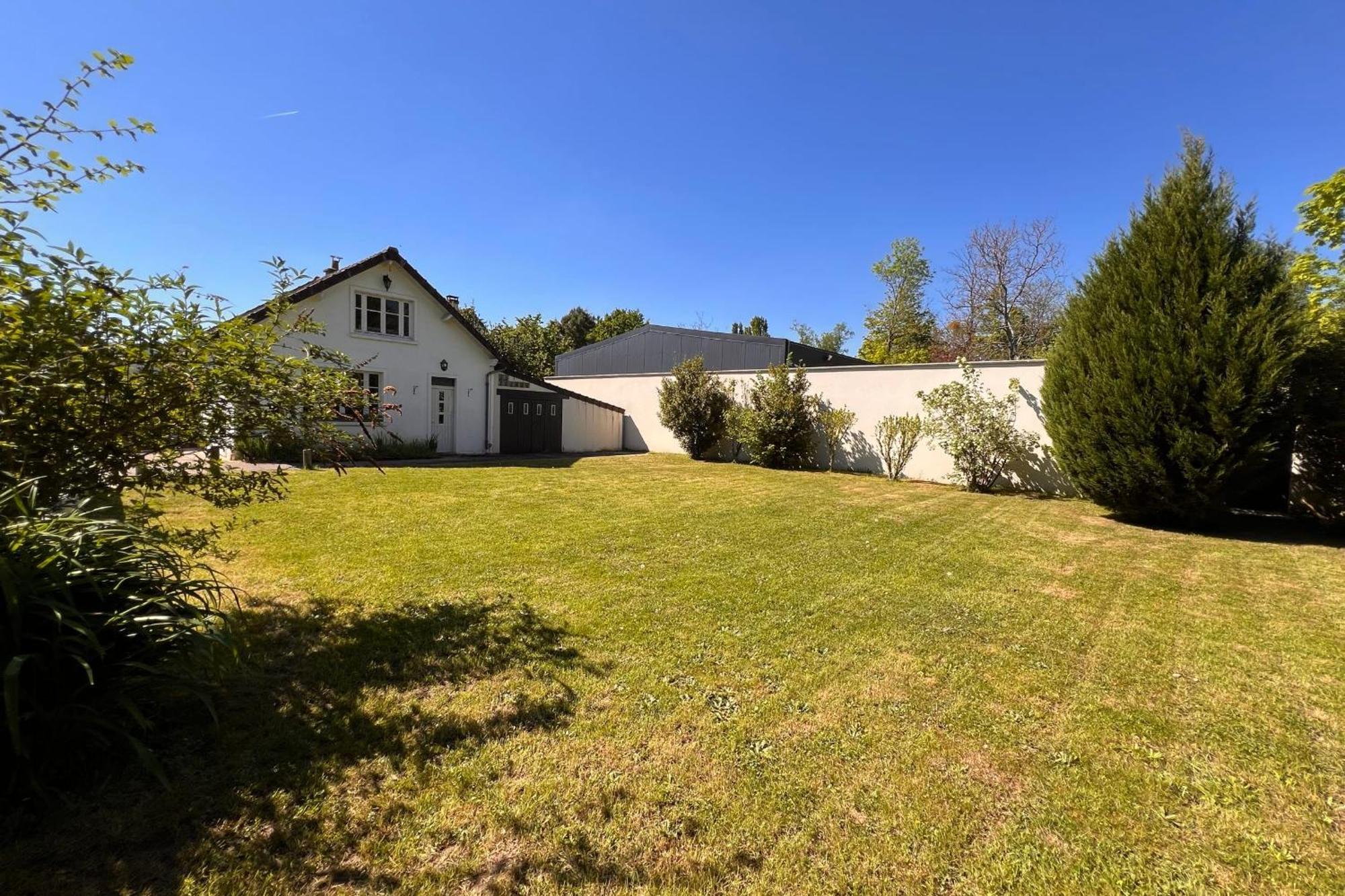 Les Sablons Villa La Houssaye-en-Brie Buitenkant foto